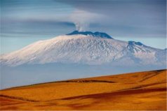 世界上爆發(fā)最頻繁的活火山，至今已噴發(fā)500多次