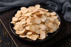 秋季養(yǎng)生喝什么茶對身體好？8種養(yǎng)肺潤肺的秋季養(yǎng)生茶