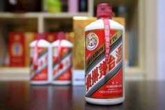 中國十大醬香型白酒排名：茅臺(tái)酒、郎酒包攬前兩名