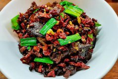 廣西玉林六大特色名菜：竹筒東坡肉上榜，你吃過嗎？