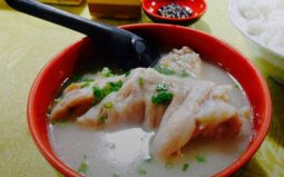 重慶十大小吃店排行榜：剛子蹄花排榜首，你去過嗎？