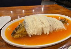河南最有名的六大特色名菜：鯉魚焙面、汴京烤鴨名列榜首