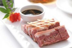 鎮(zhèn)江十大小吃：肴肉、鍋蓋面位居前兩名