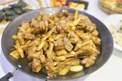 廣西最出名的七道名菜：檸檬鴨居首，橫縣魚(yú)生上榜！
