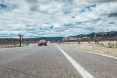 世界上最直的公路：艾爾公路146公里無轉彎，一腳油門踩到底