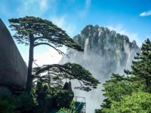 中國最美的十大自然景點(diǎn)：黃山、張家界位列前兩名