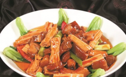江西出名的8道名菜，腐竹燒肉、酒糟魚位居前兩名