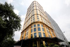 世界上第一座24K金酒店，餐具浴缸馬桶都是黃金
